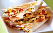 Chicken Quesadilla Recipe: Easy Weeknight Dinner!