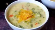 The Best Broccoli Cheddar Soup Ever !