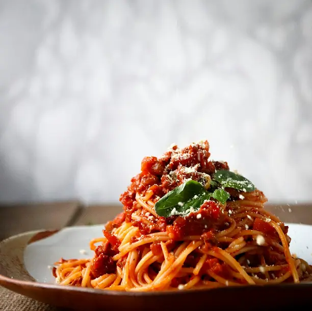 spaghetti bolognese
