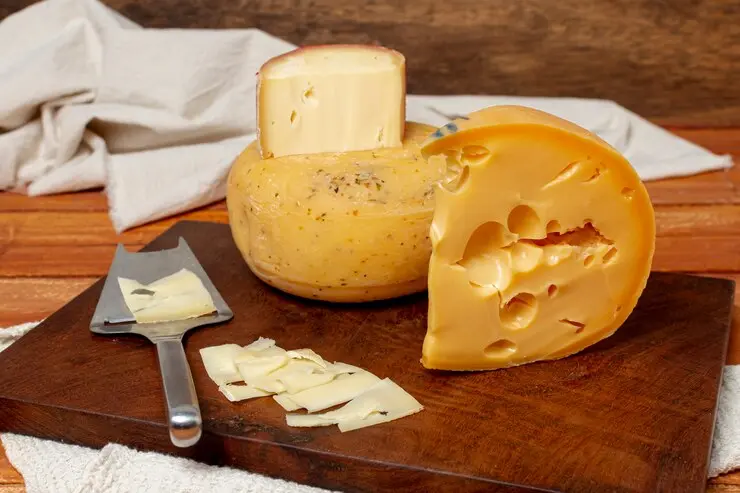 What Is The Best Cheese To Melt In Soup ? 10 Gouda Cheese