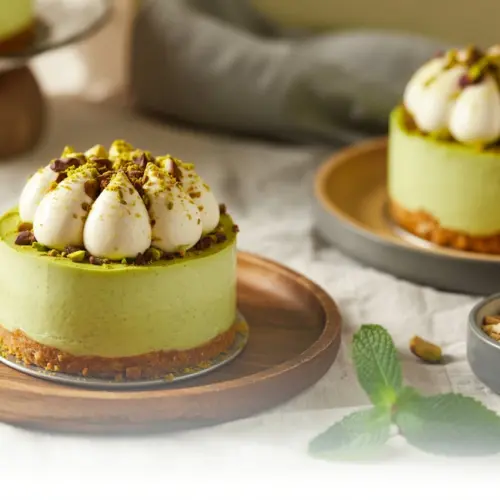 pistachio cheesecake