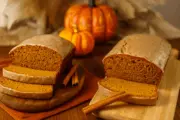 Pumpkin Bread with Cinnamon Glaze Recipe