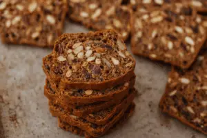 Crispy Pecan Crackers with Cranberries