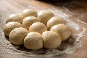 Sourdough Garlic Knots (No Yeast)