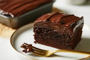 Easy Sourdough Discard Chocolate Cake