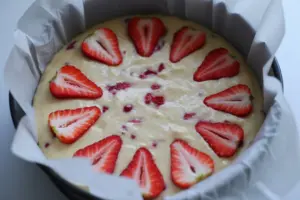sourdough discard strawberry cake batter