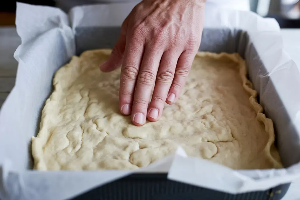 preparing crust for sourdough caramel bars