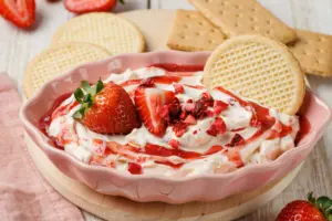 3-Ingredient Fast Strawberry Cheesecake Dip Recipe