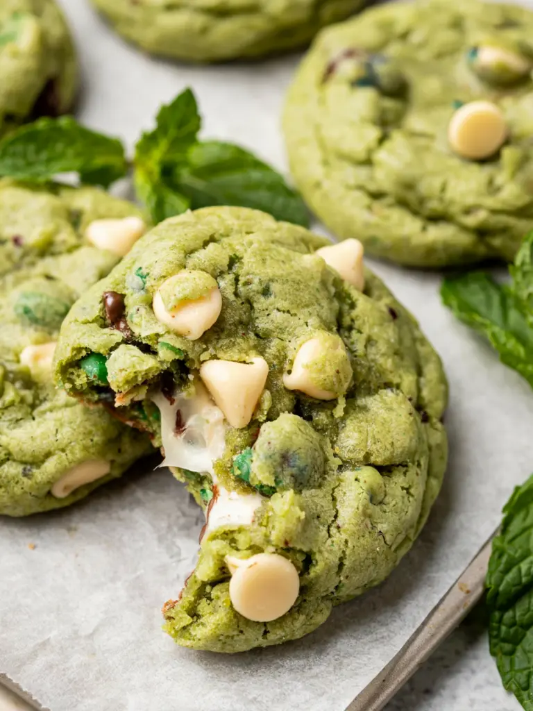 Easy Chocolate Chip Mint Cookies Recipe 4 White Chocolate Chip Mint cookies